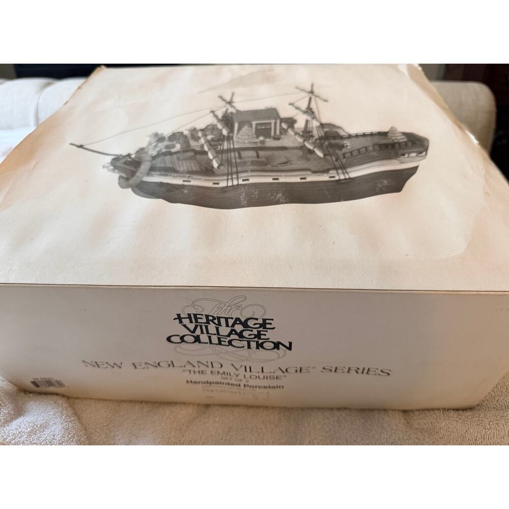 Dept 56 Heritage Village Snow Village The Emily Louise Ship Dock Lighted Set - Picture 2 of 16